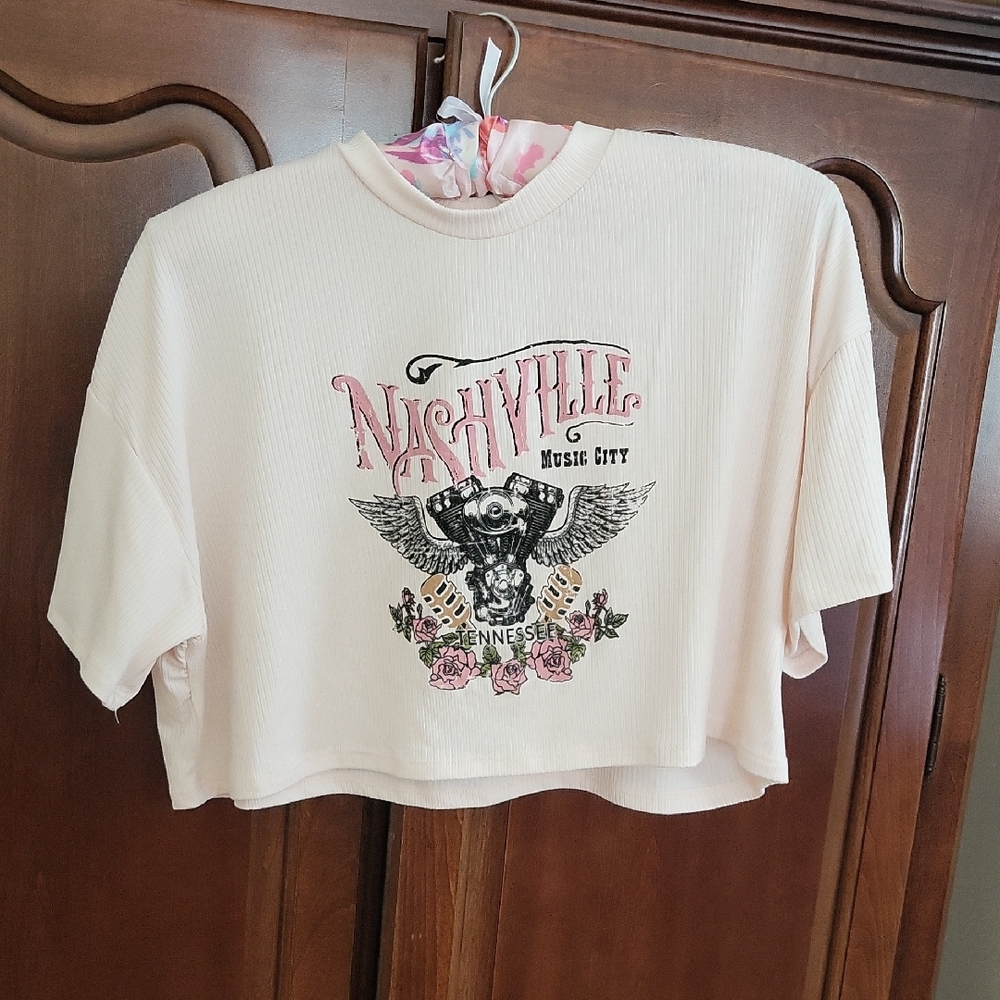 Nashville Graphic Cropped T-Shirt